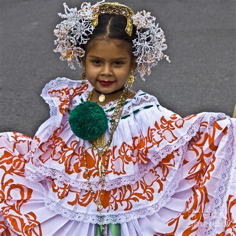 Girl dressed in the traditional dress, the Pollera | Traditional ...