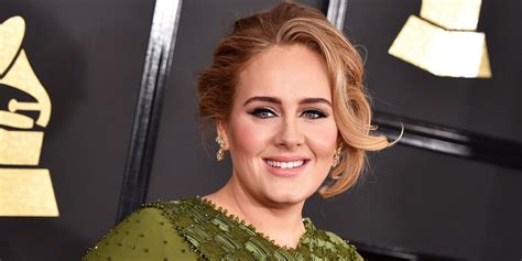 Adele's makeup artist reveals a top concealer trick