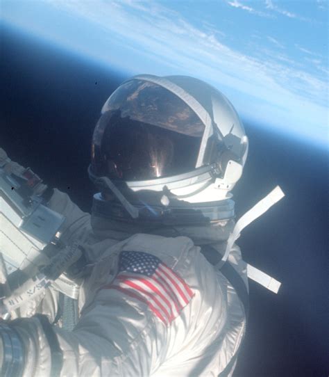 Buzz Aldrin - NASA Photo (40179827) - Fanpop