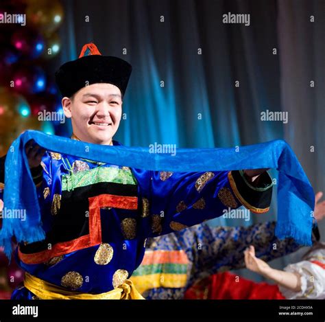 Buryat (Mongolian) dancer Stock Photo - Alamy