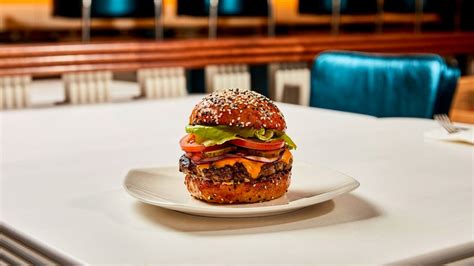 Gordon Ramsay Burger, London - Restaurant Reviews, Bookings, Menus ...