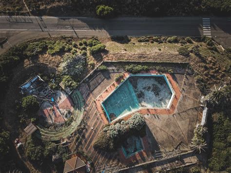 Aerial Photography of an Abandoned Pool · Free Stock Photo