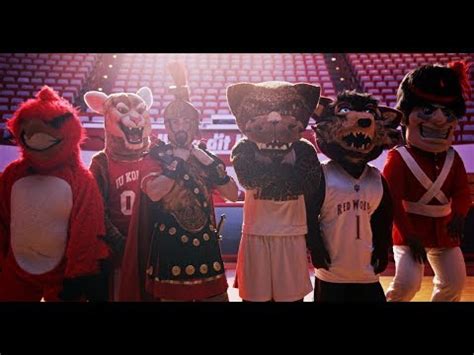 Indiana University Mascot Dance-Off - YouTube