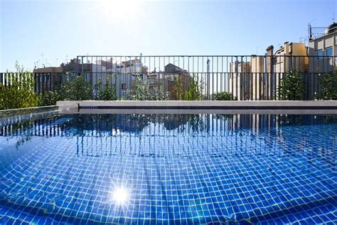 Seventy Barcelona Pool: Pictures & Reviews - Tripadvisor