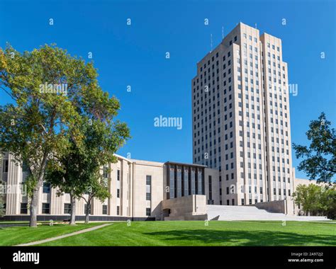 North Dakota State Capitol, Bismarck, North Dakota, USA Stock Photo - Alamy