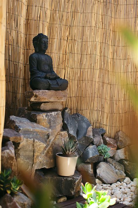 Buddha | Buddha garden, Zen garden, Meditation garden