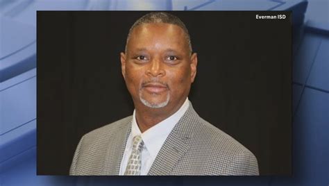 Everman ISD superintendent dies after 3-year cancer battle | FOX 4 ...