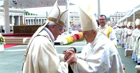 Rare Moment Unfolds at Papal Canonization Ceremony