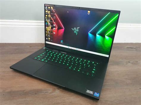 Razer Blade 15 review: This gaming laptop goes full throttle | PCWorld