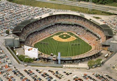 Milwaukee County Stadium, where the Brewers played from 1970 through ...