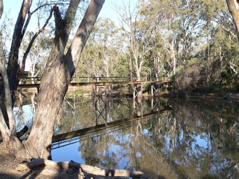 Moama, NSW - Aussie Towns