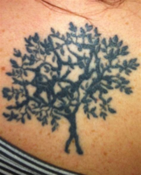 Tree of life tattoo with women's silhouettes :) | Tree of life tattoo ...