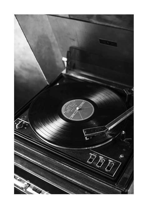 White Record Player Aesthetic - See more ideas about y2k aesthetic ...