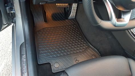 Mercedes Benz C300 4matic Floor Mats - Carpet Vidalondon