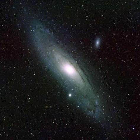 Andromeda's new satellite galaxy is faintest yet | New Scientist