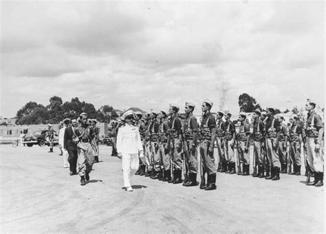 Portuguese Soldiers in Angola - African Colonial War 1961-1974 | Guerras, Colonial