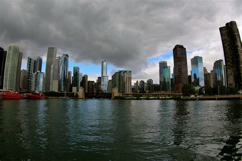 Sail on Chicago architecture tour, September 21 - News - Illinois State