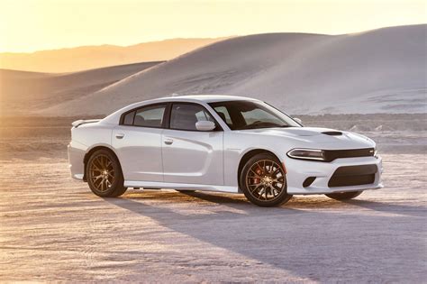 2015 Dodge Charger SRT Hellcat Is World’s Most Powerful Sedan