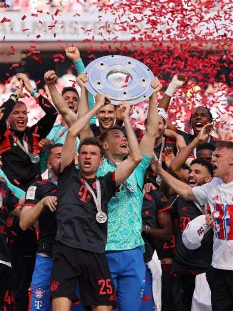 Bayern Munich Bring Home Eleventh Consecutive Bundesliga Championship ...