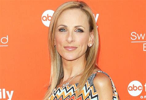 Marlee Matlin Biography - Facts, Childhood, Family Life & Achievements