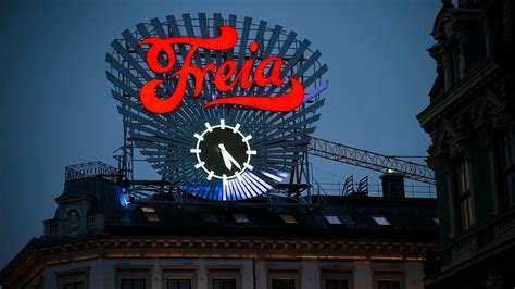 Freia Chocolate Factory: Oslo By Night | Jeffrey Zeldman | Flickr