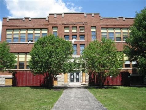 070609 London High School #1--London, Ohio | Aaron Turner | Flickr