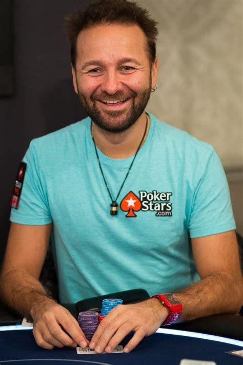 Daniel Negreanu nominato Poker Player del decennio