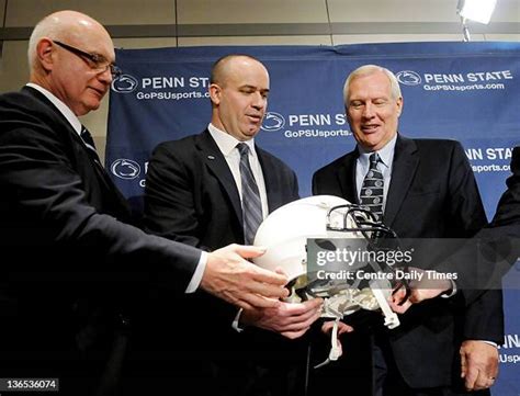 45 New Penn State Football Coach Bill Obrien Stock Photos, High-Res ...