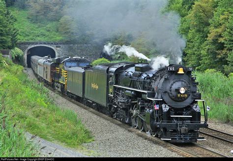 NKP 765 Nickel Plate Road Steam 2-8-4 at Gallitzin, Pennsylvania by BNSF ES44DC | Old trains ...