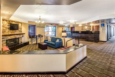 Comfort Inn Grand Rapids - Airport | Accommodations in Grand Rapids, MI