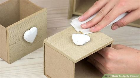 3 Ways to Apply Varnish - wikiHow