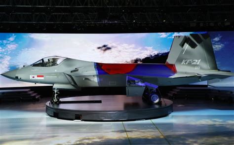 Locally developed KF-21 Boramae fighter jet unveiled - The Korea Times