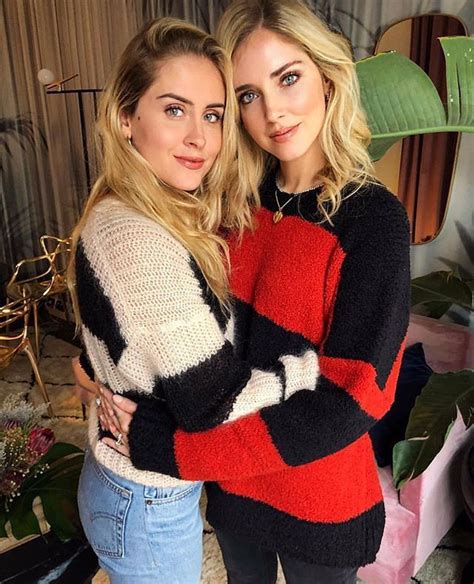 ️ ️ @chiaraferragni #sisters #love | Valentina ferragni, Chiara ...