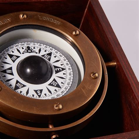 Engravable Antique Nautical Brass Gimbaled Compass in Wooden Box ...