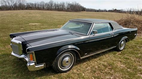 1971 Lincoln Continental Mark III at Indy 2019 as W111 - Mecum Auctions