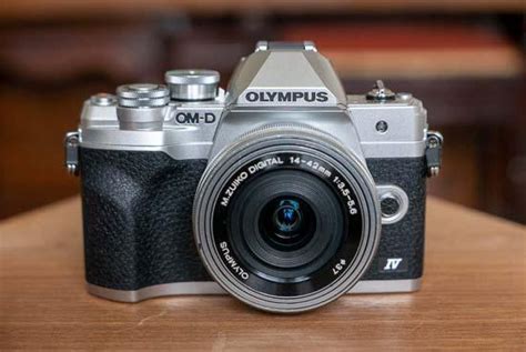 Olympus OM-10 35mm Camera ON HOLD - munimoro.gob.pe