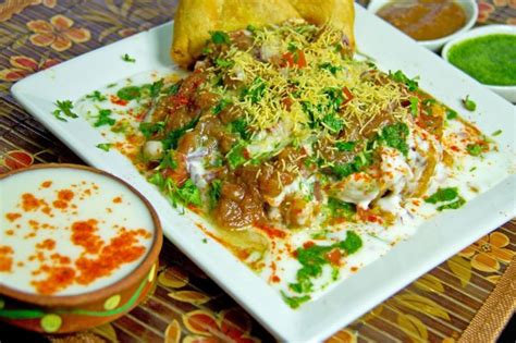 A Guide To Lucknow Food: 10 Must Have Dishes