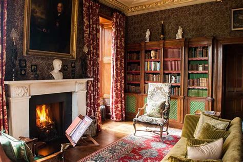 Résultat de recherche d'images pour "sitting room cawdor castle ...