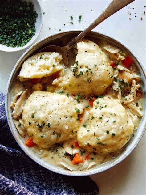 EASY CHICKEN AND DUMPLINGS RECIPE