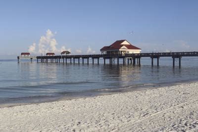 Hurricane Idalia: Parts of Clearwater Beach’s Pier 60 closed after ...