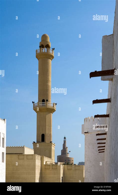 Qatar doha traditional architecture old hi-res stock photography and ...