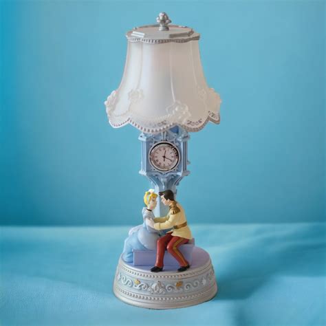 Đèn Cinderella Clock Story