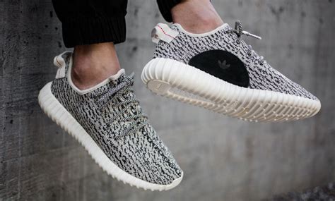 Where to buy Adidas Yeezy Boost 350 replica sneakers