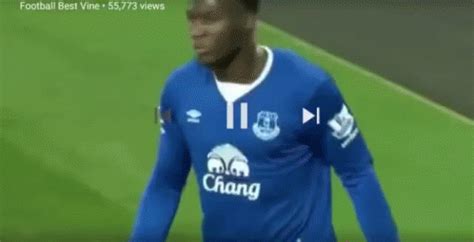 Dabbing Pogba GIF - Dabbing Dab Pogba - Discover & Share GIFs