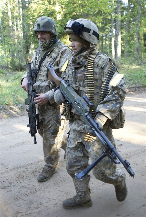 Latvian Soldiers in Estonian KEVADTORM 2011 Military Eexercise | Global ...