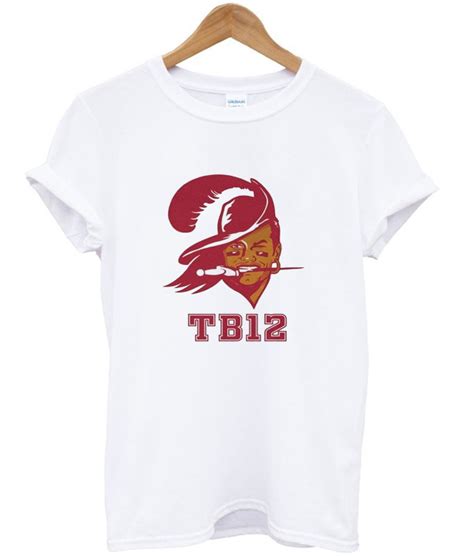 tom brady logo t-shirt