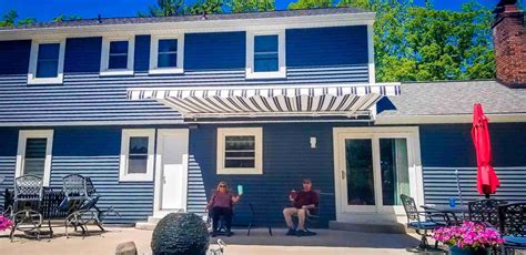 A Step-by-Step Guide to Retractable Awning Fabric Replacement