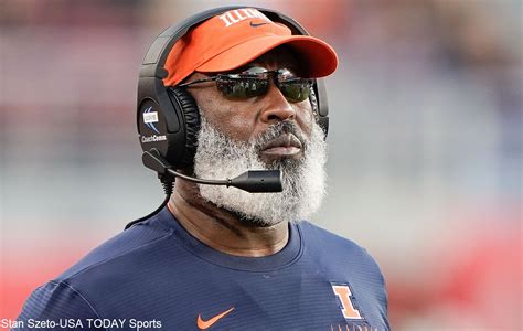 Lovie Smith explains why his defensive scheme failed at Illinois