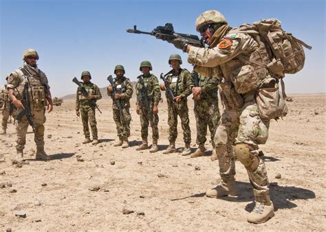 Slovak team trains Afghan soldiers to instruct their own weapons ...