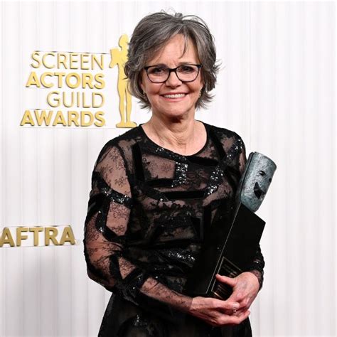 SAG Awards 2023: Sally Field Receives Lifetime Achievement Prize | Us ...